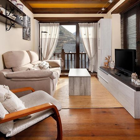 Apartamento La Santeta De Aran Vielha Exteriör bild
