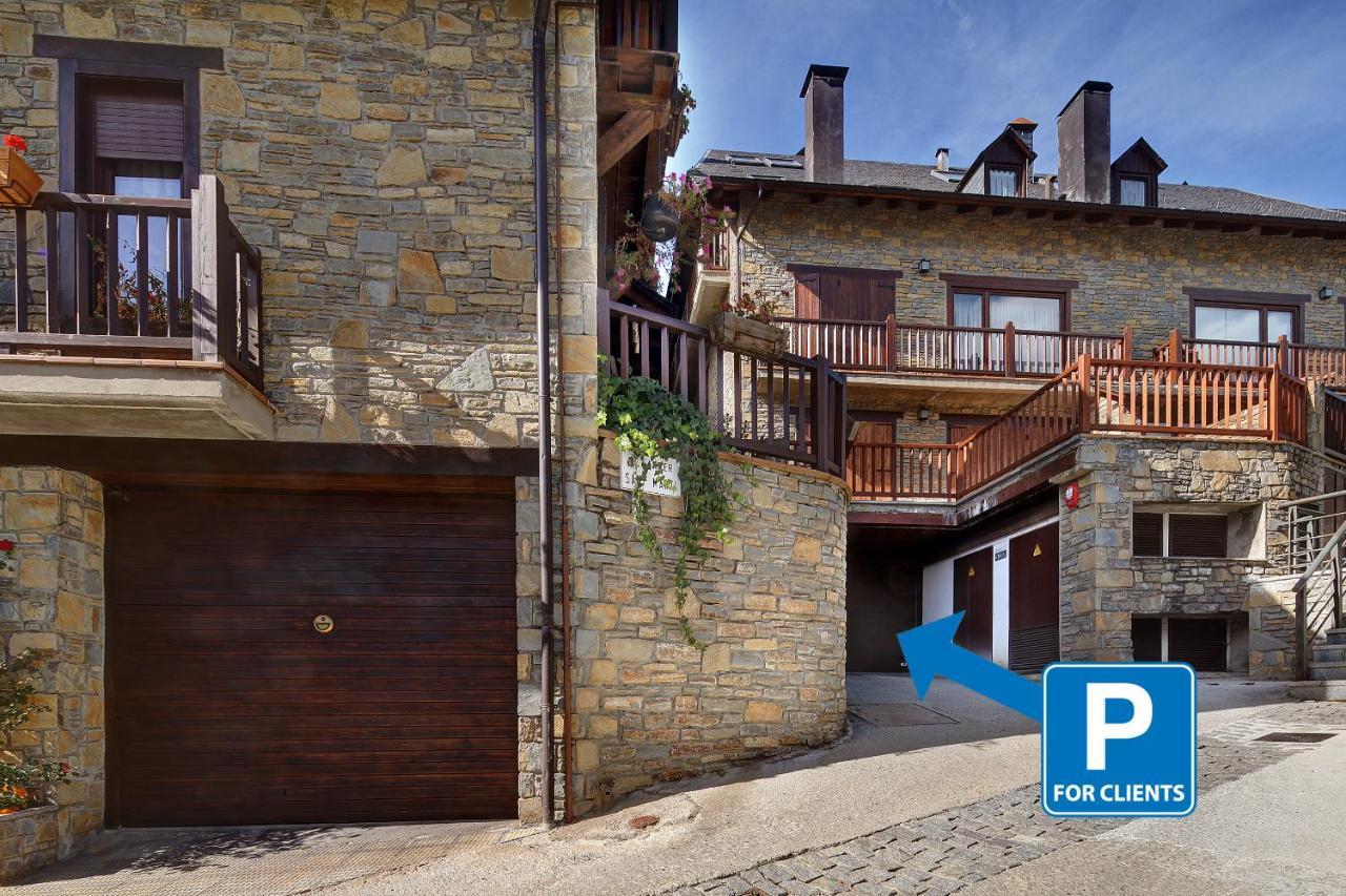 Apartamento La Santeta De Aran Vielha Exteriör bild